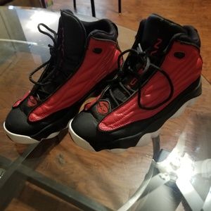 Boys Jordan's size 5y